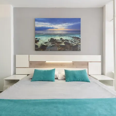 1st Line Pretty Canteras Apartman *